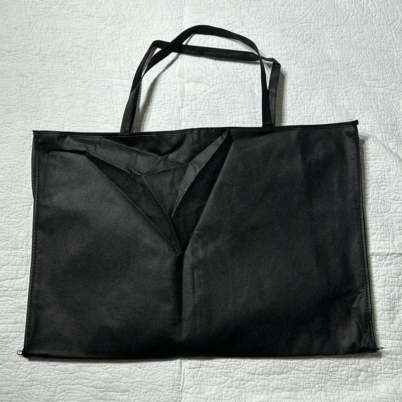 Theory Garment Bag - Picture 5 of 6